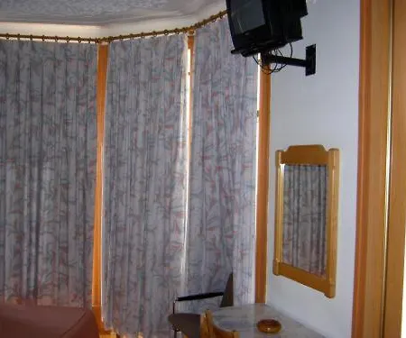 Residencial Roxi בית הארחה ליסבון